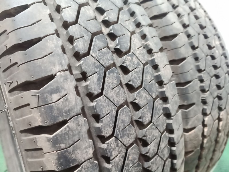 Recambio de neumaticos para » otros... sin categoria   referencia OEM IAM 2156516 2156516 2156516